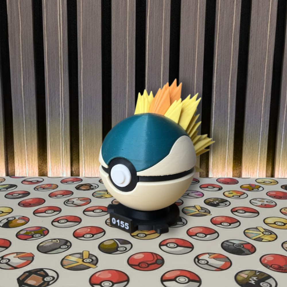 Cyndaquil #155 + Base imantada POKEBALL COLECCIONABLE