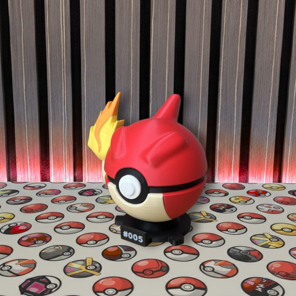 Charmeleon #005 + Base imantada POKEBALL COLECCIONABLE
