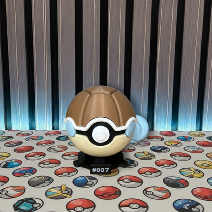 Squirtle #007 + Base imantada POKEBALL COLECCIONABLE